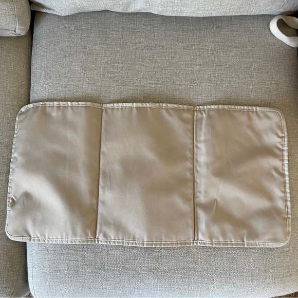 Skip Hop Greenwich Simply Chic Diaper Bag Backpack - Picture 6 of 8